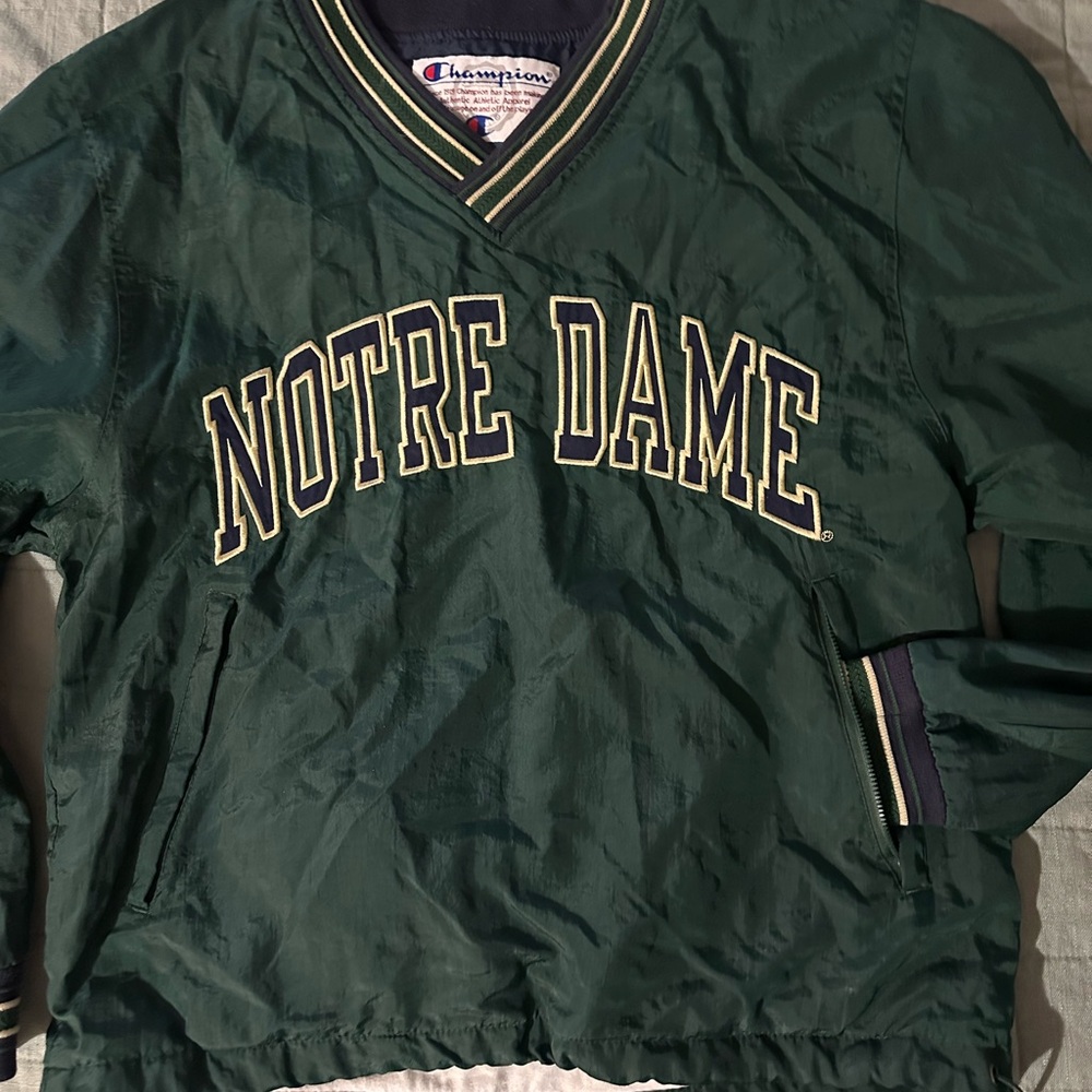 Vintage 1990’s Champion Notre Dame Green Pullover Jacket